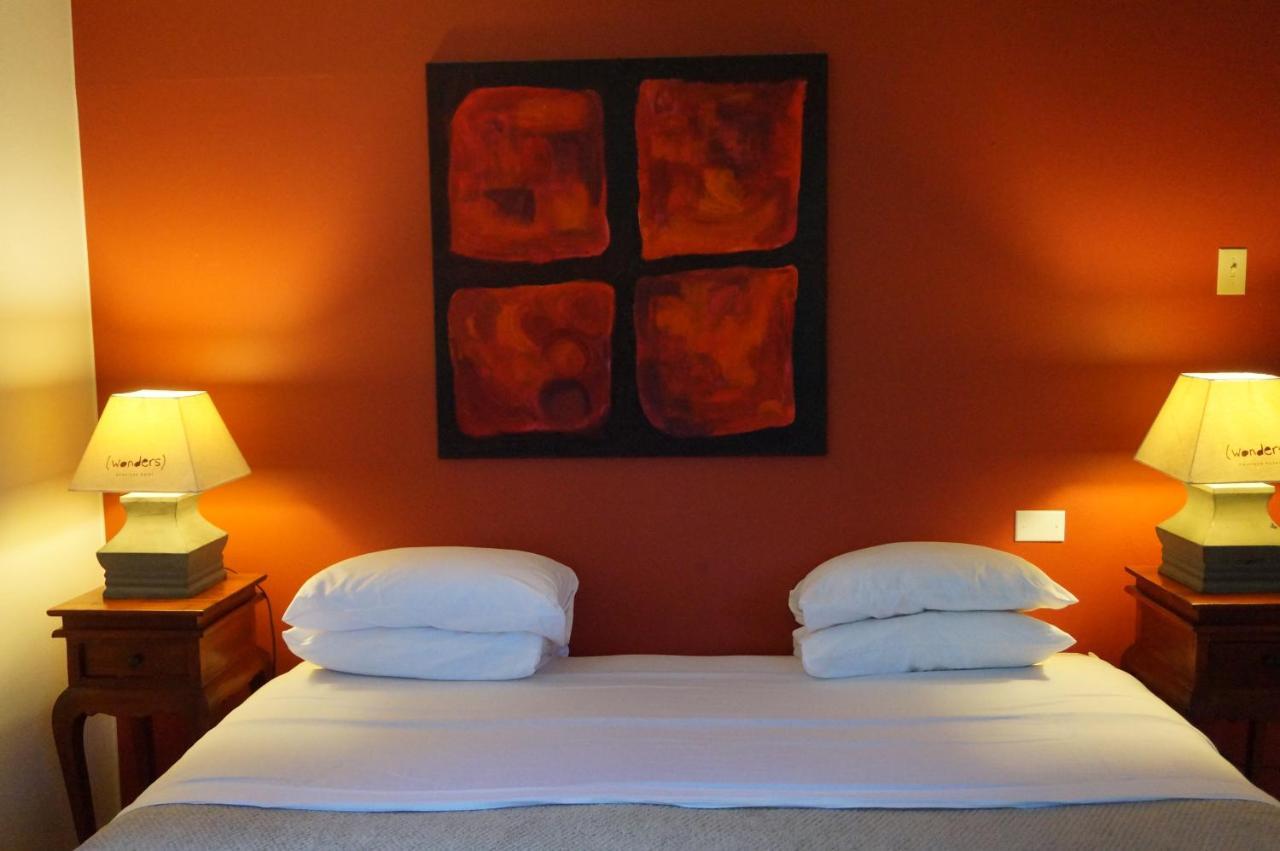 Wonders Boutique Hotel Oranjestad Exterior photo
