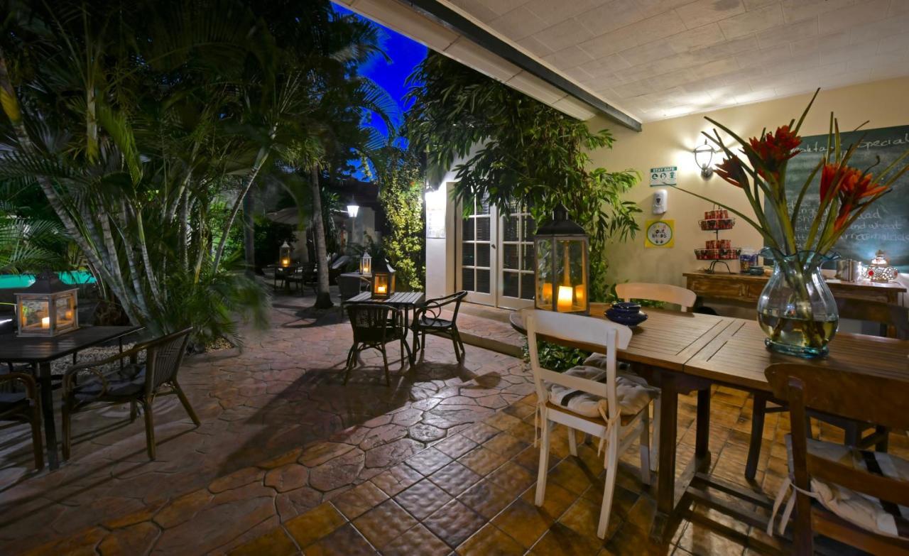 Wonders Boutique Hotel Oranjestad Exterior photo