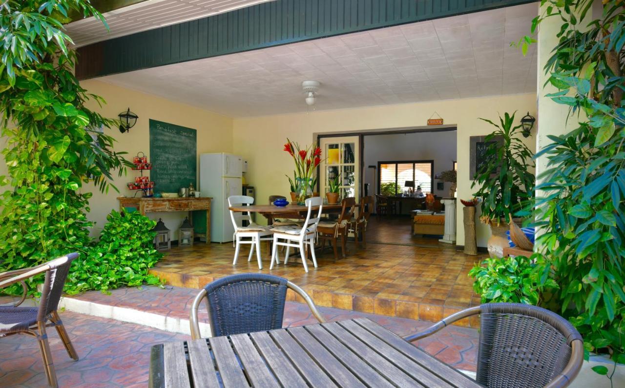 Wonders Boutique Hotel Oranjestad Exterior photo